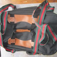 Спортна чанта сак куфар на колела , снимка 1 - Сакове - 37916329