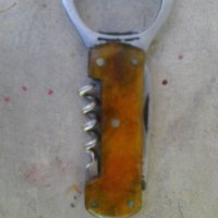 Джобно ножче с тирбушон и отварачка, снимка 1 - Други ценни предмети - 37385334