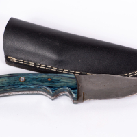 Ловен нож от дамаска стомана ръчно кован, снимка 1 - Ножове - 44640489