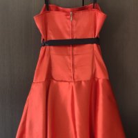 Сатенена коледна червена рокля, снимка 4 - Рокли - 33975804