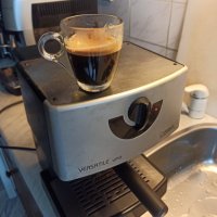 Кафемашина Бриел Версатиле уно с ръкохватка с крема диск, работи отлично и прави хубаво кафе , снимка 2 - Кафемашини - 40797175