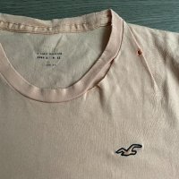 Издължена тениска Hollister, снимка 2 - Тениски - 33821524