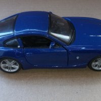 Bburago BMW Z4 M Coupe 1:32 metallic blue, снимка 6 - Колекции - 36957651