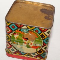 Старинна ламаринена кутия от Царско време., снимка 6 - Антикварни и старинни предмети - 39618859
