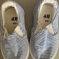 Обувки и сандали на H&M, снимка 2 - Бебешки обувки - 34178144