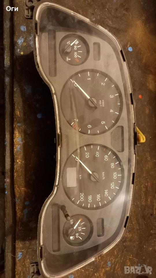 Километражно табло за Опел Астра G 90561454QN / VDO110008830004, снимка 1