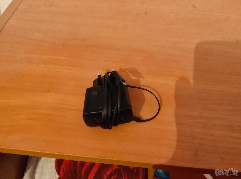 Зарядно за телефон NOKIA , снимка 1