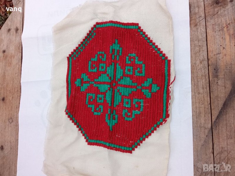 Бродирано пано, снимка 1