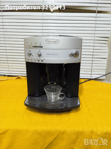 Кафе автомат Delonghi Magnifica  ESAM 3200, снимка 1