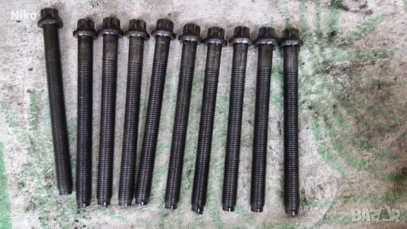 Продавам комплект болтове от цилиндрова глава за Рено Меган Сценик II,2003г, 1.9 dCi, 120 к.с., снимка 1