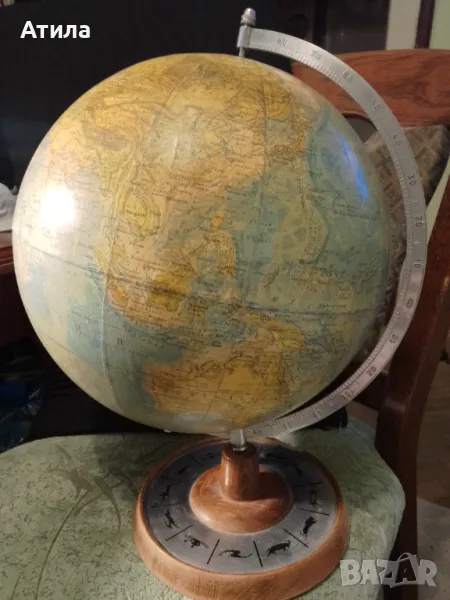 глобус метал дърво,зодии 48/38 см, снимка 1