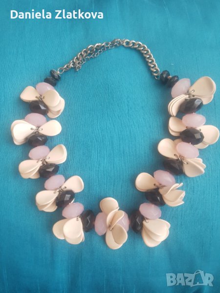 Ефектно дамско колие, снимка 1