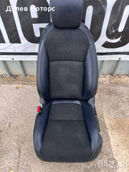 Предна лява седалка от Honda HR-V (RV) 1.5 eHEV I-MMD Hybrid (RV5) двигател LEC3, 131кс., Автоматик,, снимка 1