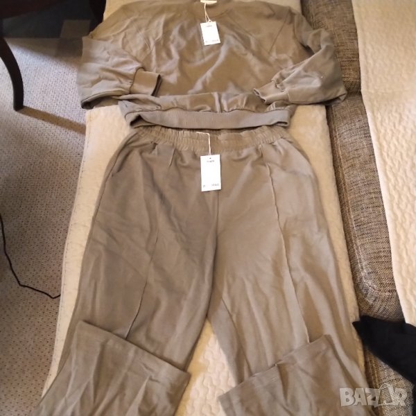 A Lot Less Спортен лот панталон с две блузи, снимка 1