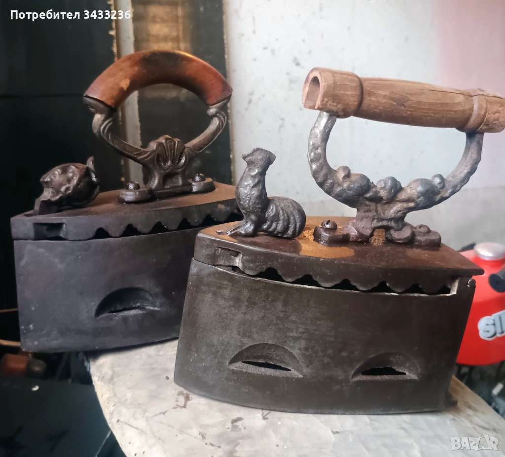 Старинни ютии, снимка 1