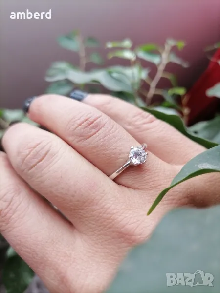 Нежен и елегантен сребърен пръстен - модел R068, снимка 1