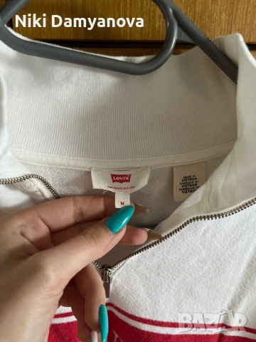 Бял суичър Levi's, снимка 2 - Суичъри - 53960793
