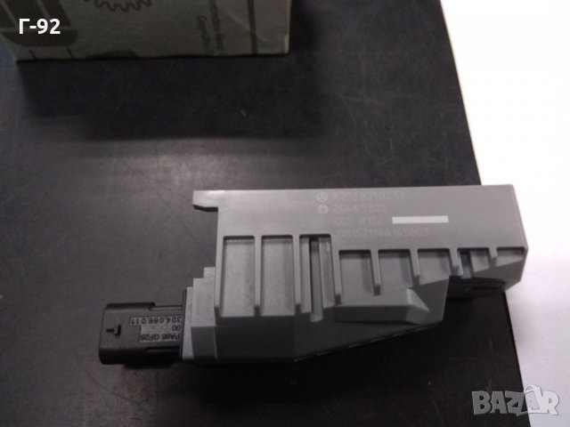 A2128210251**NEU**MERCEDES-BENZ *W218*W204* W212  *СЕНЗОР ЗА ПРЕДЕН КАПАК, снимка 3 - Части - 31301626