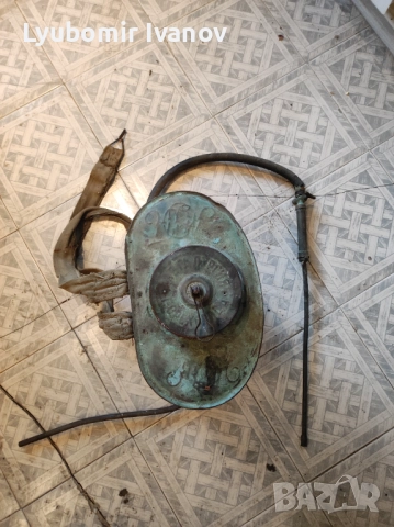 Стари медни пръскачки, снимка 4 - Антикварни и старинни предмети - 52632037