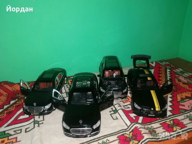 Метални колички с отварящи се врати,работещи фарове и звук от двигател, снимка 3 - Колекции - 51132382