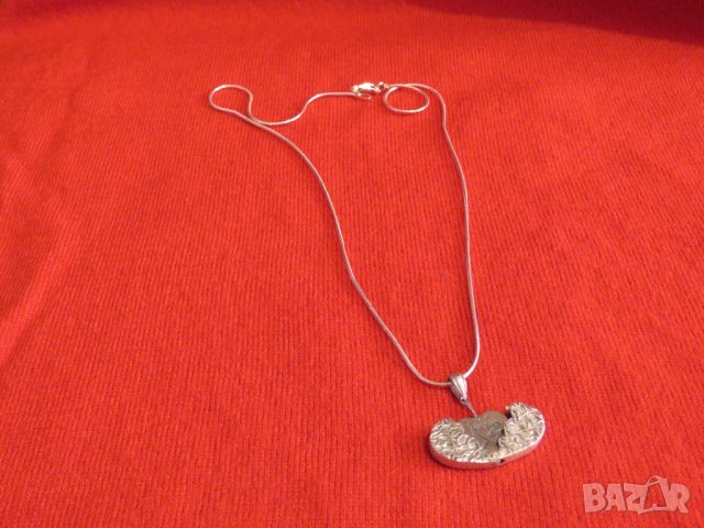 Стара сребърна висулка със разбито сърце което се сглобява  -Спечели и върни любовта сребро, снимка 3 - Колиета, медальони, синджири - 35336164