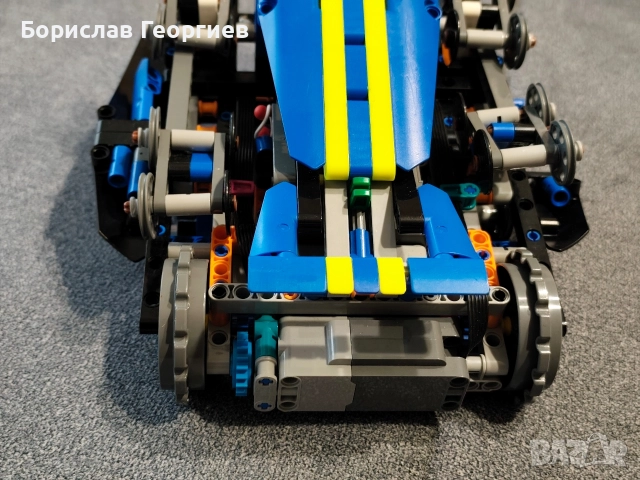 Лего 42140 Lego Technic App Controlled Transformation Vehicle, снимка 5 - Конструктори - 52670388