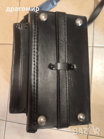 Vintage Omnica Black Leather Camera Case, снимка 6 - Чанти, стативи, аксесоари - 52489083