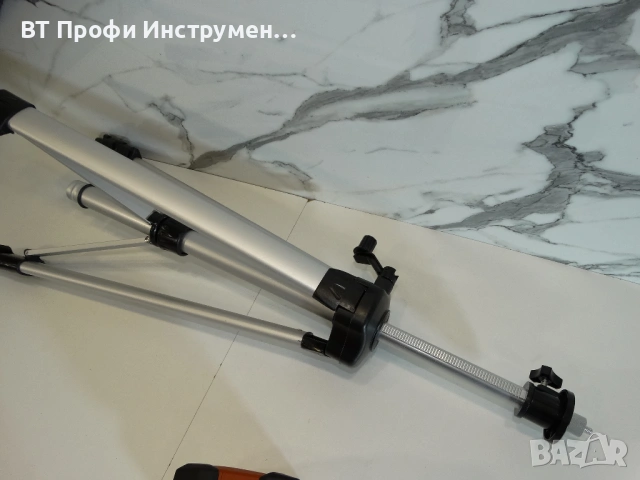 Hilti PM 2L - Линеен червен лазер + тринога 1.50 м., снимка 8 - Измервателни инструменти - 54337838