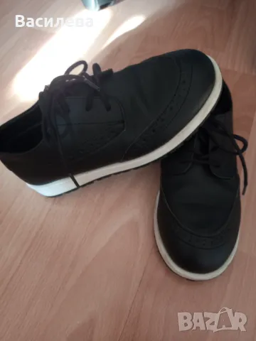 Обувки, снимка 2 - Детски обувки - 48167671