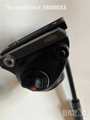 Видео глава Manfrotto MVM500A, снимка 5 - Чанти, стативи, аксесоари - 55803354