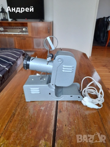 Стар прожекционен апарат #2, снимка 2 - Антикварни и старинни предмети - 53963830