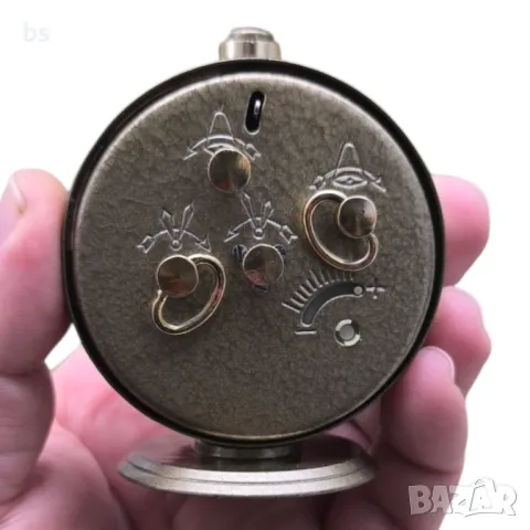 Ретро механичен будилник Slava (обслужен), снимка 5 - Антикварни и старинни предмети - 49905596