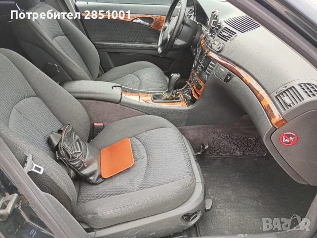 Мерцедес Е220CDI, снимка 10 - Автомобили и джипове - 50472351