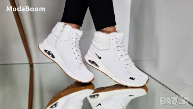 Nike бели дамски маратонки , снимка 3 - Маратонки - 48459100