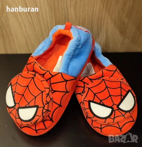 Пантофи спайдърмен на H&M, снимка 2 - Детски пантофи - 53284176