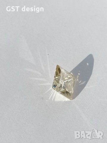 Уникален Топ Голям Фенси Шампанско Принцеса Мойсанит Диамант Moissanite Diamond 3+карата, снимка 13 - Други - 34904618