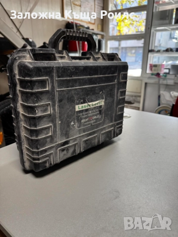 Лазерен нивелир KraftWorld, снимка 6 - Измервателни инструменти - 52261965