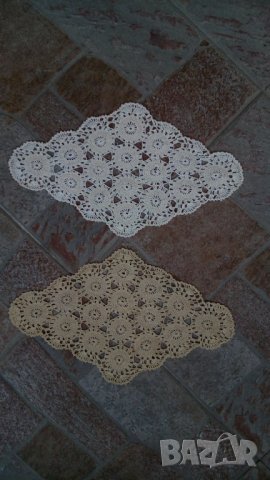 Красиви и стилни плетива на една кука- за легло, маса, салфетки, тишлайфери и милиьота., снимка 6 - Декорация за дома - 35201575