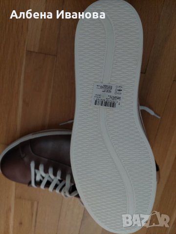 Сникърси от естествена кожа Clarks 39 wide fit , снимка 5 - Дамски ежедневни обувки - 37837069