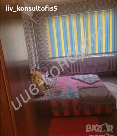 Тристаен апартамент на междинен етаж, широк център, снимка 10 - Апартаменти - 52235079