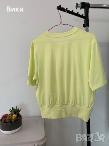 Дамска тениска в размер M-L, снимка 11 - Тениски - 44356896