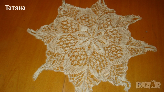 покривки -ръчно плетиво, снимка 12 - Покривки за маси - 51727624