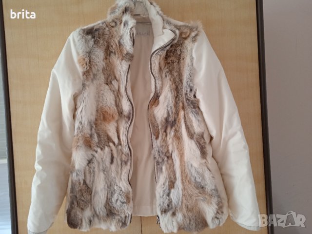 Бяло яке със заешка кожа