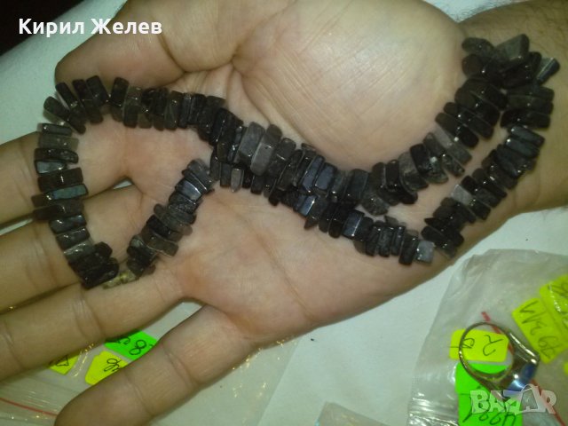 ЧЕРЕН ПОЛУ-СКЪПОЦЕНЕН КАМЪК ЕСТ. МИНЕРАЛ КОЛИЕ 8160, снимка 4 - Колиета, медальони, синджири - 29555945