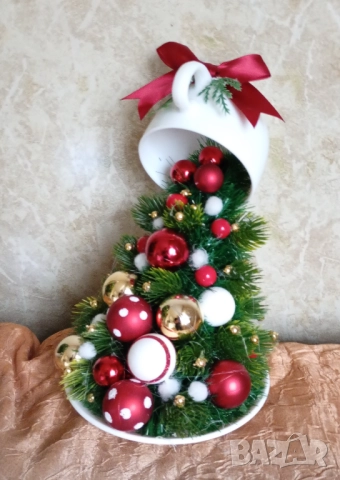 Коледна "летяща чаша", снимка 4 - Декорация за дома - 52584556