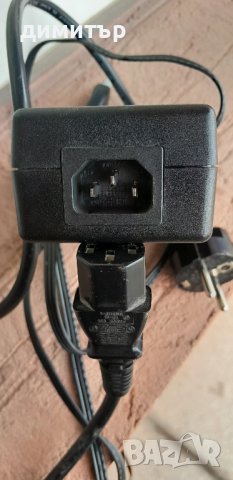 ПРОДАВАМ AC POWER ADAPTER HP 0950-4401, снимка 4 - Мрежови адаптери - 42759581