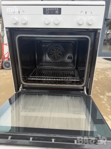 Печка с керамичен плот Siemens, снимка 5 - Печки, фурни - 51935781