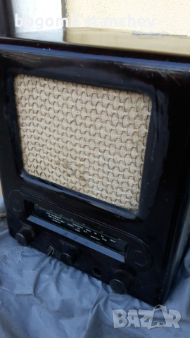 Ретро  радио Телефункен , снимка 1 - Антикварни и старинни предмети - 44920607