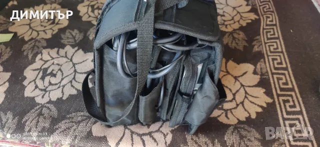 lenco dvd 205 за автомобил + два монитора, снимка 7 - Аудиосистеми - 49881711