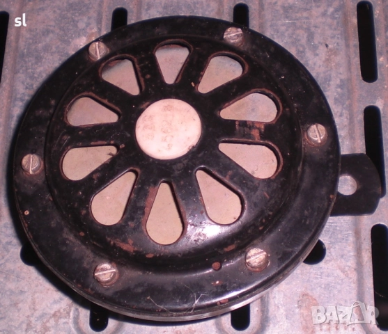 Нивелир,Тромба/клаксон/ ,Зидарски метър,Мебелни панти,Ютия,Вентилаторна печка/за части/, снимка 4 - Други - 42672420